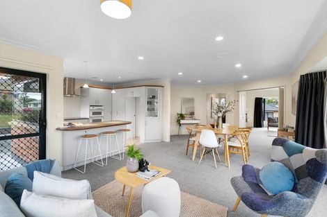 Photo of property in 6 Claremont Rise, Levin, 5510