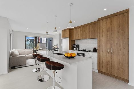 Photo of property in 39 Parkmore Drive, Rosehill, 2113