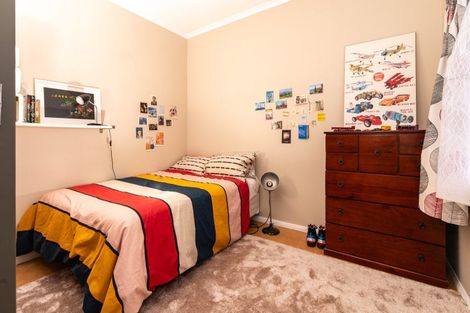 Photo of property in 19 Moir Street, Mount Victoria, Wellington, 6011