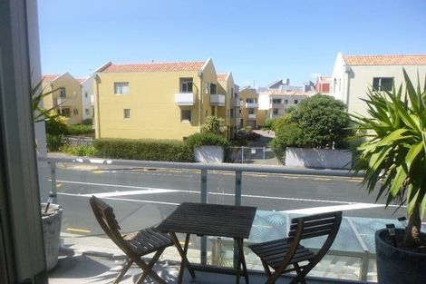 Photo of property in 306u1 Evans Bay Parade, Hataitai, Wellington, 6021