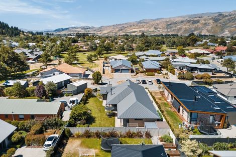 Photo of property in 6 Hartley Court, Cromwell, 9310