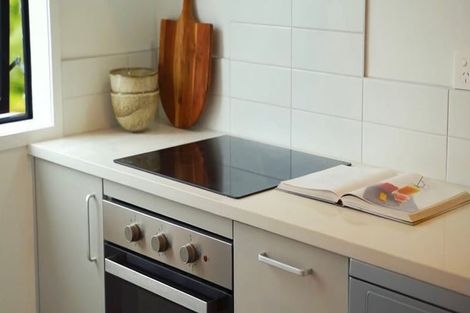 Photo of property in 3/500 Te Atatu Road, Te Atatu Peninsula, Auckland, 0610