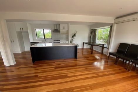 Photo of property in 80 Neil Avenue, Te Atatu Peninsula, Auckland, 0610