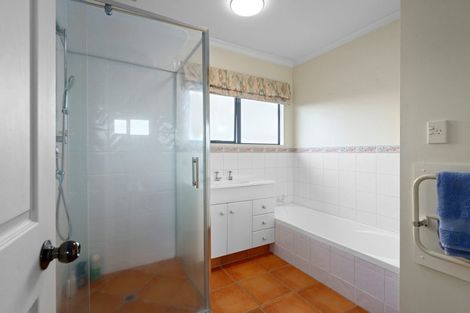 Photo of property in 134 Williams Street, Cambridge, 3434