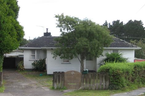 Photo of property in 9 Mavis Place, Beach Haven, Auckland, 0626