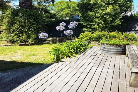 Photo of property in 1/12 Roslyn Terrace, Devonport, Auckland, 0624