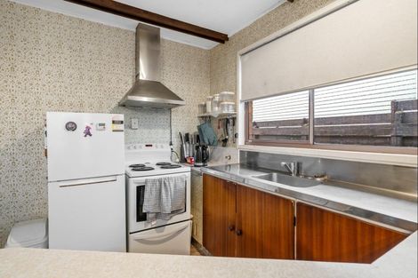 Photo of property in 5 Union Street, Merrilands, New Plymouth, 4312