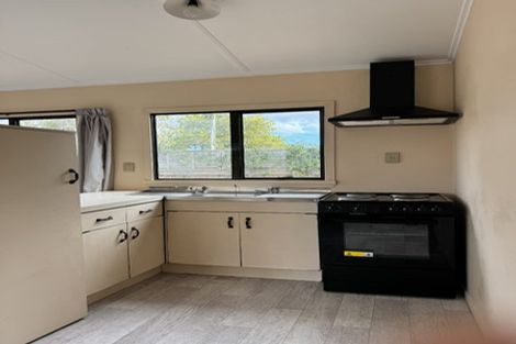 Photo of property in 29 Taikata Road, Te Atatu Peninsula, Auckland, 0610