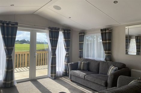 Photo of property in 87b Kaurilands Road, Titirangi, Auckland, 0604