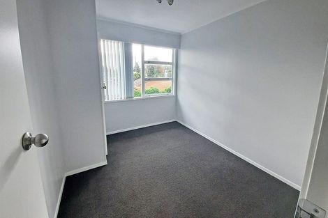 Photo of property in 1/223 Eskdale Road, Birkenhead, Auckland, 0626