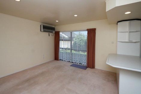 Photo of property in 12 Murdoch Street, Hawera, 4610