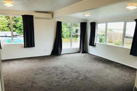 Photo of property in 18 Thimble Lane, Whitby, Porirua, 5024