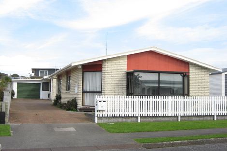 Photo of property in 117 Hine Street, New Plymouth, 4310