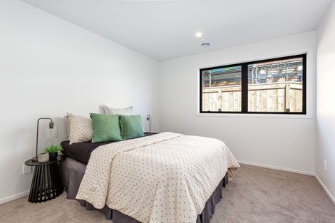 Photo of property in 26 Te Hoiere Street, Aotea, Porirua, 5024