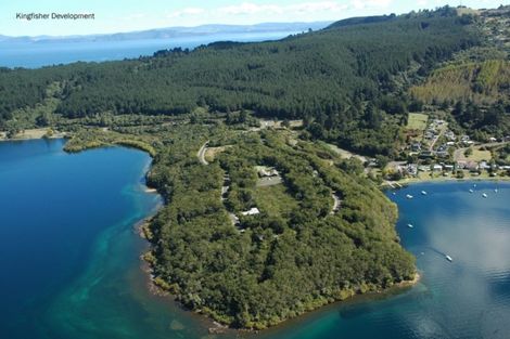 Photo of property in 80 Parawera Drive, Acacia Bay, Taupo, 3330