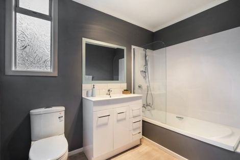 Photo of property in 9 Mack Place, Red Hill, Papakura, 2110