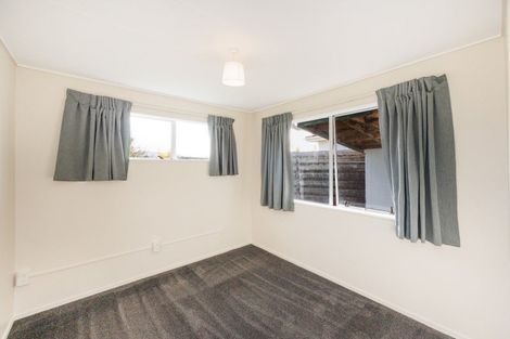 Photo of property in 41 Acacia Street, Kelvin Grove, Palmerston North, 4414