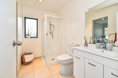 Photo of property in 17 Kokako Rise, Papakura, 2110