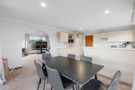 Photo of property in 47 Kinmont Crescent, Kinmont Park, Mosgiel, 9024