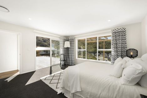 Photo of property in 23 Porokaiwhiri Street, Crofton Downs, Wellington, 6035