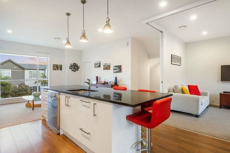 Photo of property in 15 Sunview Street, Silverdale, 0932