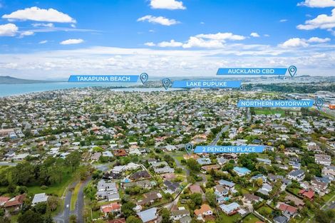 Photo of property in 2 Pendene Place, Forrest Hill, Auckland, 0620