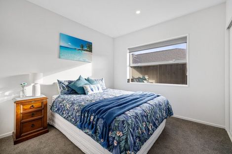 Photo of property in 28 Te Hurunui Drive, Pegasus, 7612