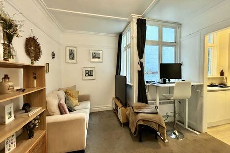 Photo of property in 246u1 Oriental Parade, Oriental Bay, Wellington, 6011