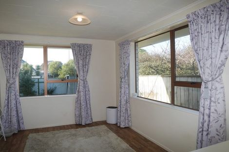 Photo of property in 62a Mazengarb Road, Paraparaumu Beach, Paraparaumu, 5032