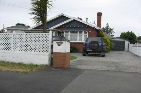Photo of property in 2/40a Waimairi Road, Upper Riccarton, Christchurch, 8041