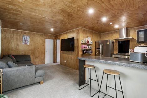 Photo of property in 9 Lower Jeffs Road, Dairy Flat, Albany, 0794