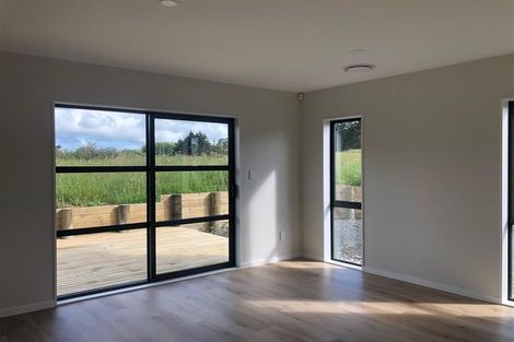 Photo of property in 106 Top Road, Dairy Flat, 0792