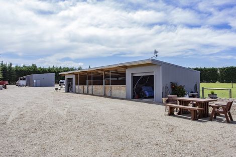Photo of property in 1228 Loburn Whiterock Road, Loburn, Rangiora, 7472