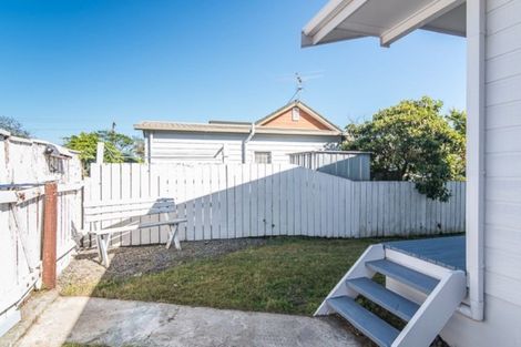 Photo of property in 4 Martin Street, Waikanae, 5036