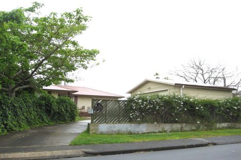 Photo of property in 16a Rosehill Drive, Rosehill, Papakura, 2113