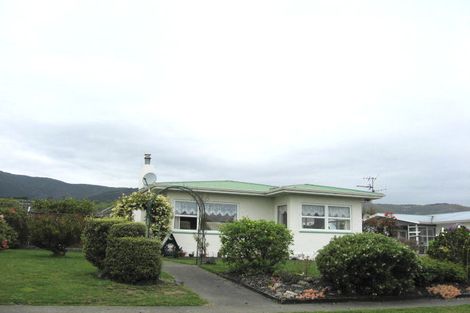 Photo of property in 27 Kipling Crescent, Stoke, Nelson, 7011