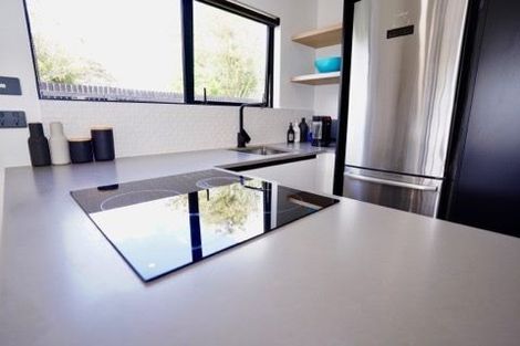 Photo of property in 2 Justin Place, Te Atatu Peninsula, Auckland, 0610