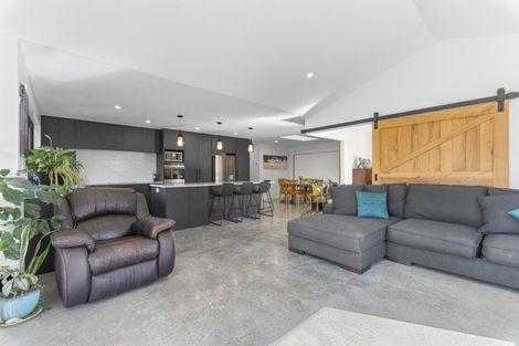 Photo of property in 3 Bosworth Street, Egmont Village, 4372