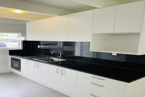 Photo of property in 7/5 Keeling Road, Henderson, Auckland, 0612