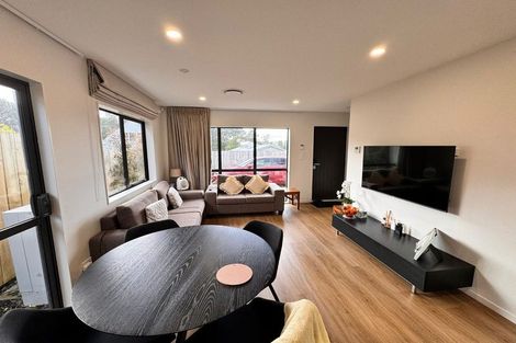 Photo of property in 11d Regency Place, Sunnynook, Auckland, 0632