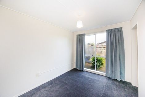 Photo of property in 41 Acacia Street, Kelvin Grove, Palmerston North, 4414