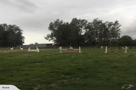 Photo of property in 2253 State Highway 16, Helensville, 0875