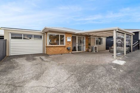 Photo of property in 10 Richmond Street, Fitzroy, New Plymouth, 4312