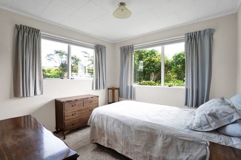 Photo of property in 3 Ross Place, Blagdon, New Plymouth, 4310