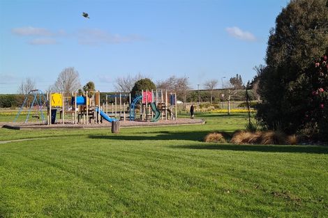 Photo of property in 10 Van Dieman Close, Templeton, Christchurch, 8042