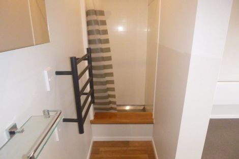 Photo of property in 49 Pembroke Road, Northland, Wellington, 6012