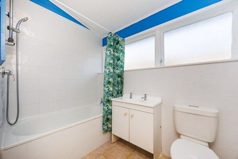 Photo of property in 15b Churchill Avenue, Hokowhitu, Palmerston North, 4410
