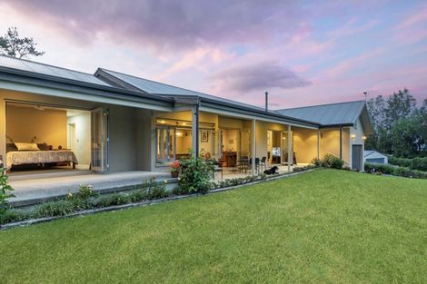 Photo of property in 589 Inland Road, Helensville, 0875