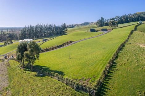 Photo of property in 375c Maharakeke Road, Waipukurau, 4281