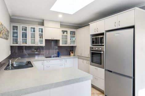 Photo of property in 50 Dunedin Street, Redwood, Christchurch, 8051